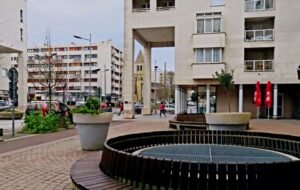 Vue d'Ermont avec ses espaces verts, ses bâtiments résidentiels et ses équipements modernes, reflétant le dynamisme et la convivialité de la commune